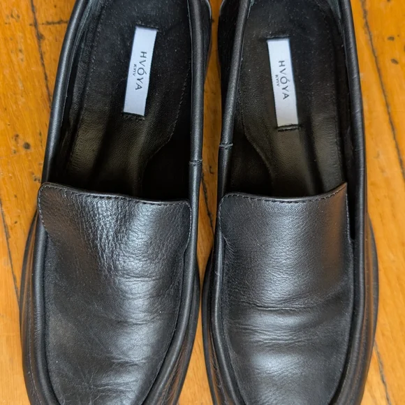 HVOYA kyiv Bowie Black Leather Loafers Sleek Slip-On Design - Picture 2 of 4